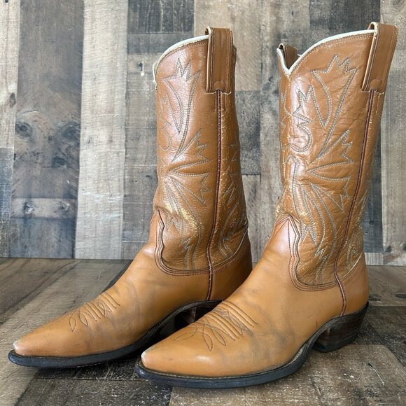 Nocona Vintage Pointed Toe Western Cowboy Boots Mens 8 D - Picture 1 of 12